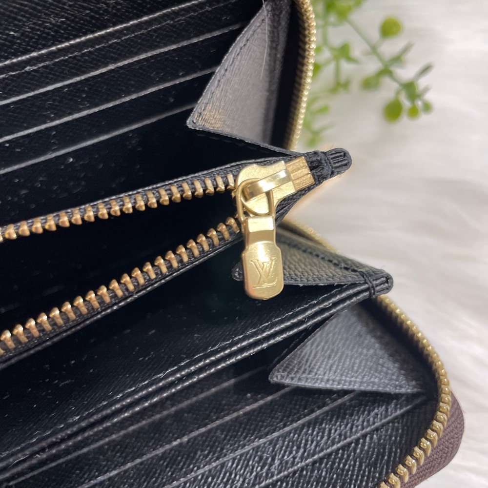 Authentic*** Louis Vuitton Large Reverse Monogram… - image 7